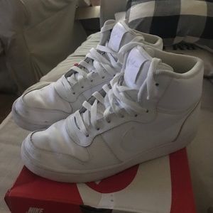 Mens Nike Ebernon Mid shoes size 7